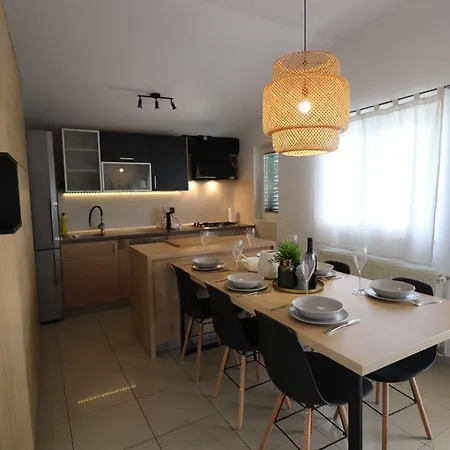 Cozy Designed & Sea View Sulye, Sibenik Апартаменты