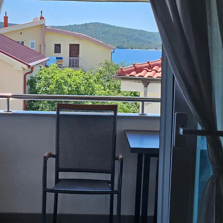 Apartment Cozy Designed & Sea View Sulye, Sibenik *