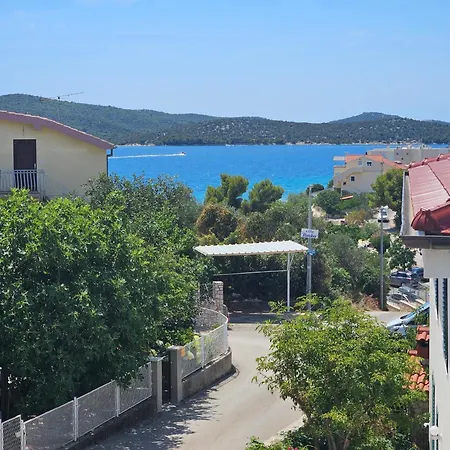 Cozy Designed & Sea View Sulye, Sibenik *