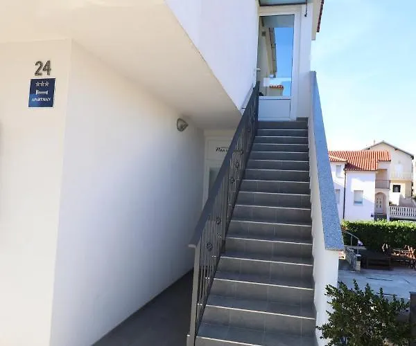 아파트 Cozy Designed & Sea View Sulye, Sibenik