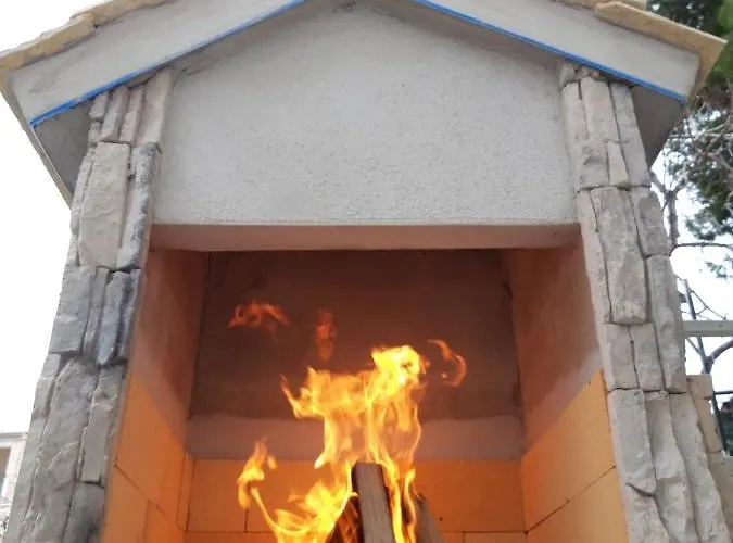 公寓 Cozy Designed & Sea View Sulye, Sibenik 扎博里克