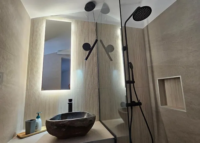 Cozy Designed & Sea View Sulye, Sibenik 公寓 *