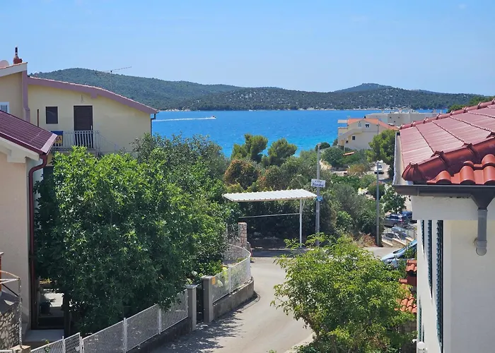 Cozy Designed & Sea View Sulye, Sibenik *